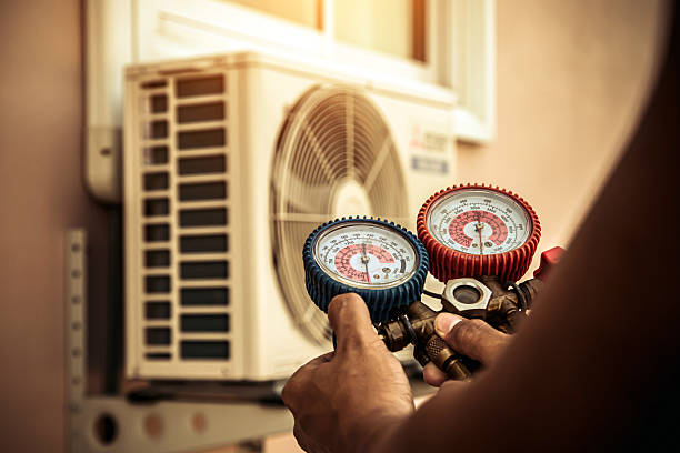 Professional Hvac technician working in Fairmont, NC